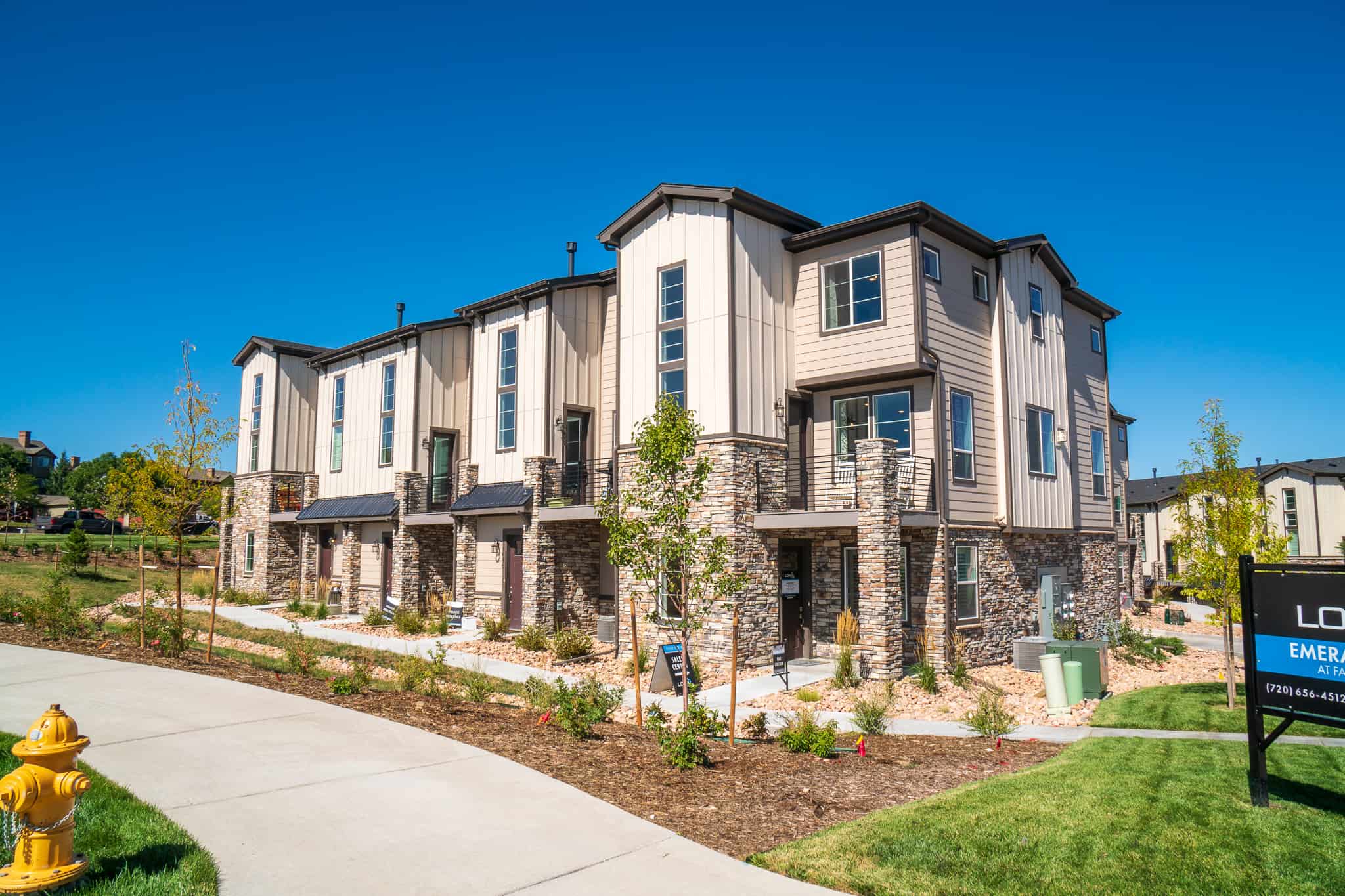 Emerald Ridge Townhomes by Lokal Homes